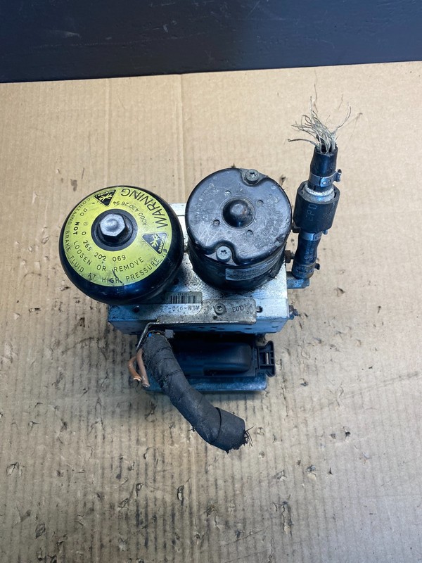2003-2006 Mercedes E500 E55 E350ABS Anti Lock Brake Pump Module AB4412 DG