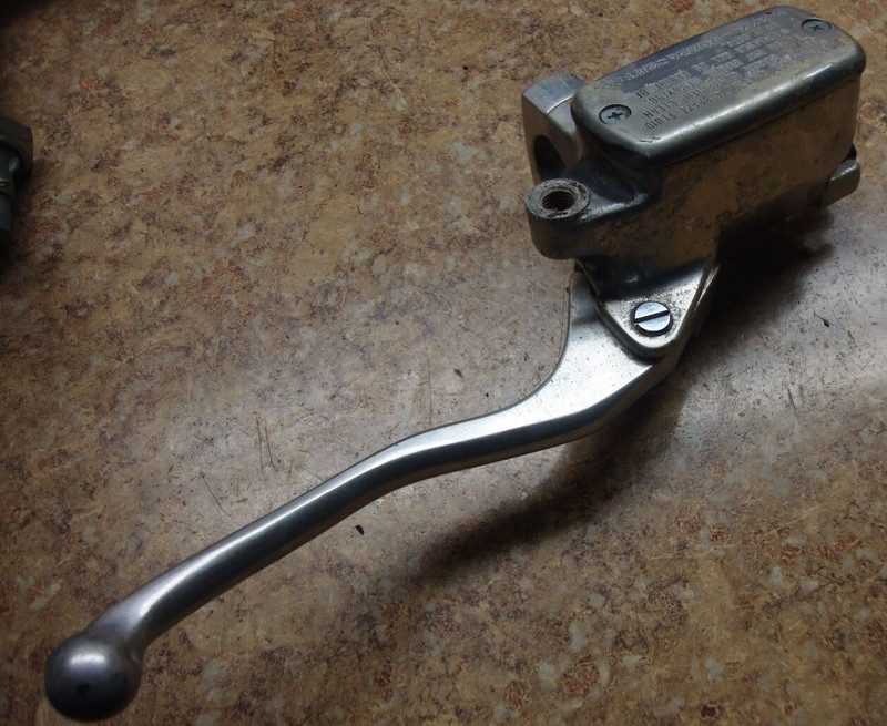 01 Honda Shadow VT600 VT 600 VLX VLX600 Brake Lever Perch Master Cylinder 2001