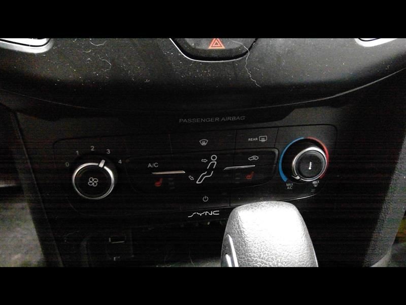 Temperature Control Manual Temperature Control VIN 2 Fits 15-18 FOCUS 1201477