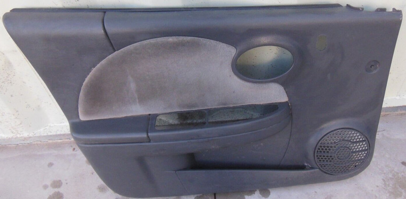 2005 Saturn Ion Level Left Front Inner Door Cover Panel Grey Driver Side Trim 04