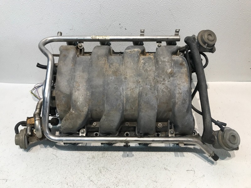 98-06 Mercedes W220 ML430 Engine Motor Air Intake Manifold Fuel Rail OEM