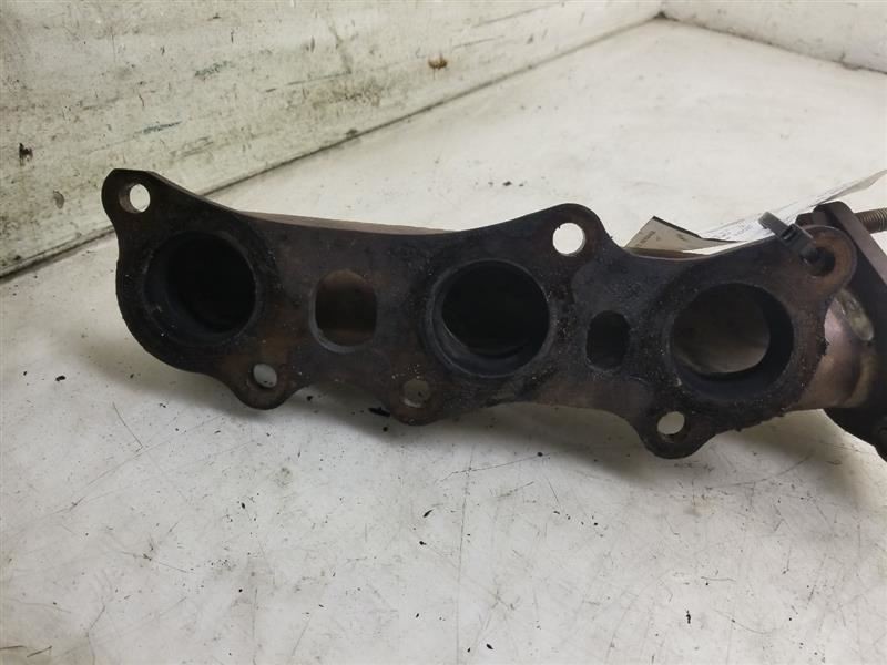 Passenger Exhaust Manifold 6 Cylinder 5VZFE Engine Fits 00-04 TACOMA