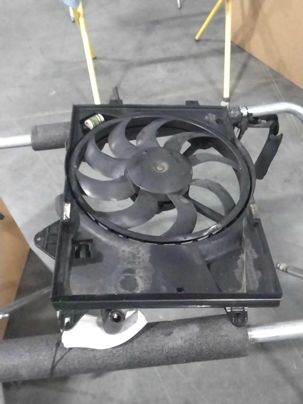 2013 Chevrolet Sonic Engine Cooling Fan Motor OEM 94509632 Blue 135K Miles