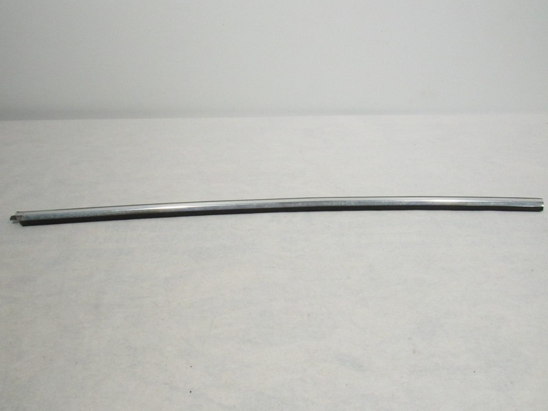 10-15 Jaguar XK XKR 2014 Right Passenger Door Window Belt Molding Trim ;:O