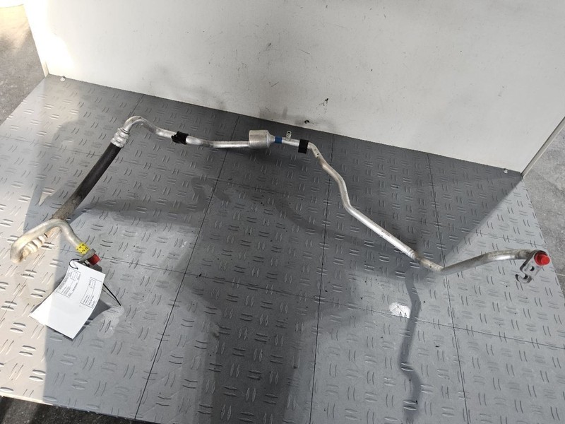 2010-2011-2012 Hyundai Santa Fe a/c AC suction hose line tube pipe977631U100