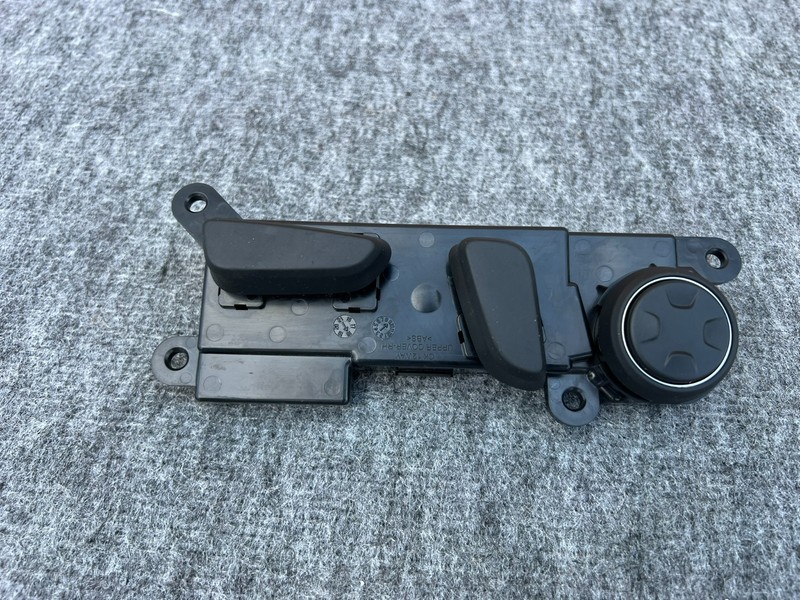 GENESIS G70 2019-2026 OEM FRONT RIGHT PASSENGER SEAT ADJUST CONTROL SWITCH ASSY