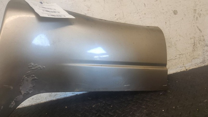 00-05 Ford Excursion Right Passenger Wheel House Molding OEM 1C7Z-7829164-APTM