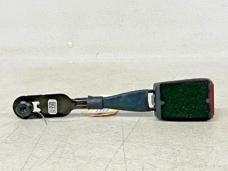 ⭐2019-2023 CADILLAC XT4 FRONT LEFT SIDE SEAT BELT BUCKLE ASSEMBLY OEM LOT2679