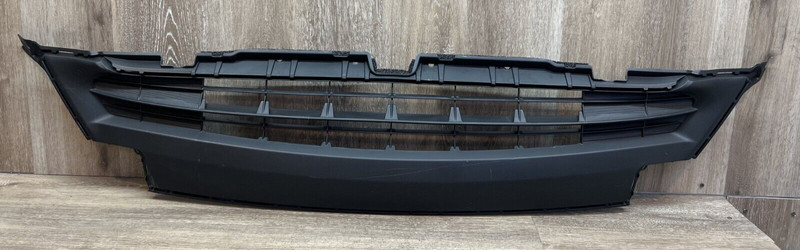 2015-2018 TOYOTA RAV4 LOWER GRILLE GRILLOEM PART# 53113-0R060
