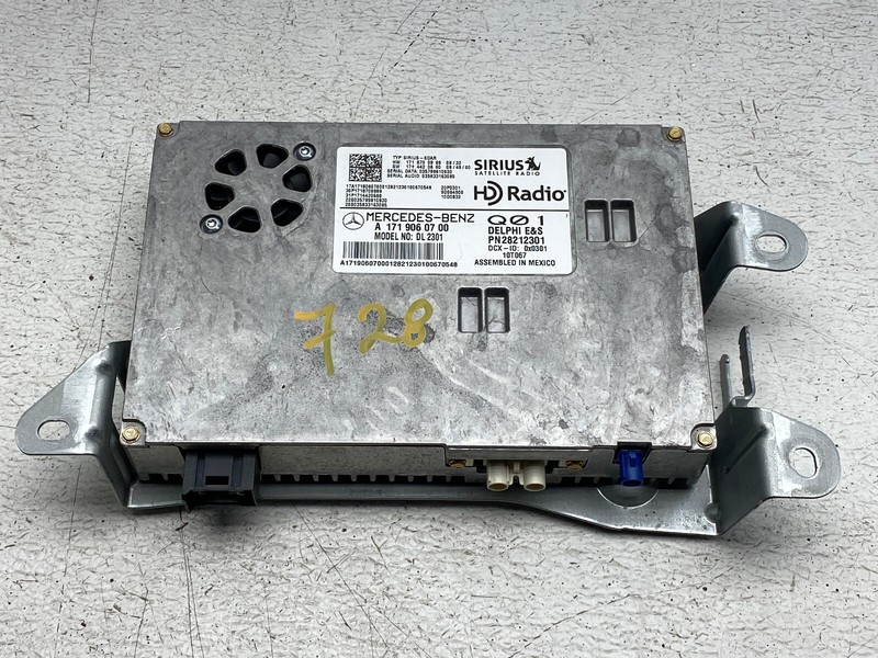 2010-2013 MERCEDES E350 SIRIUS SATELLITE RADIO RECEIVER MODULE OEM LOT728