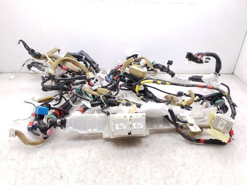08 09 Lexus LS600HL Dash Wire Harness 82141-50G20