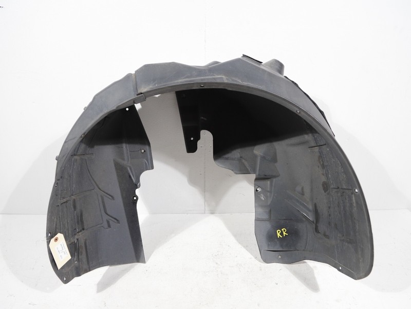 17-20 MASERATI LEVANTE M161 REAR RIGHT FENDER LINER SPLASH SHIELD 670032677 OEM
