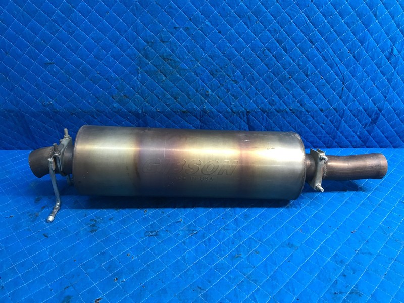 2000 01 02 03 04 05 Ford Excursion 6.8L 6.8 V10 Exhaust Muffler Gibson 3"