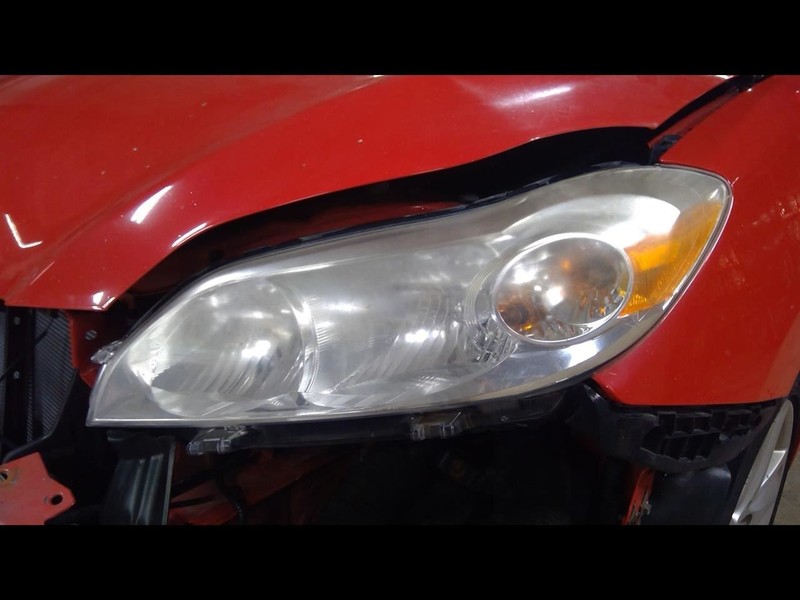 Driver Left Headlight Canada Market Fits 09-14 MATRIX 1678699