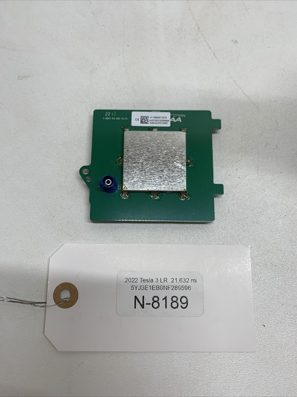 Tesla Model 3 2017-2023 GPS Antenne 1599097-00-B OEM 8189 B133