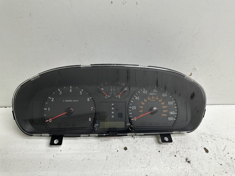 2003-2005 Hyundai Sonata 2.7L Cluster Speedometer tach gauges instrument panel