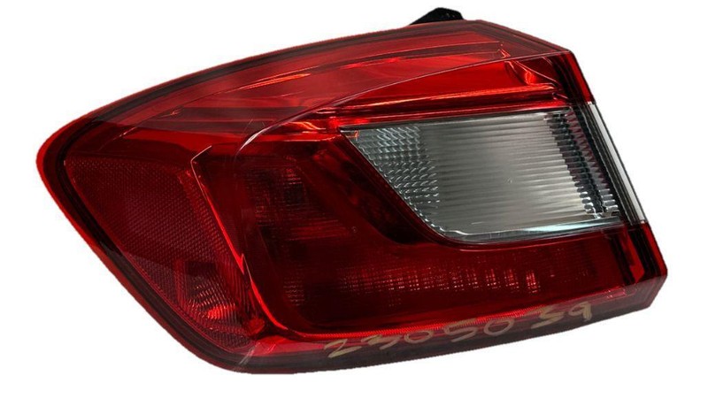 Chevy Cruze tail light 2017 to 2019 quarter left side sedan assy OEM 84226228