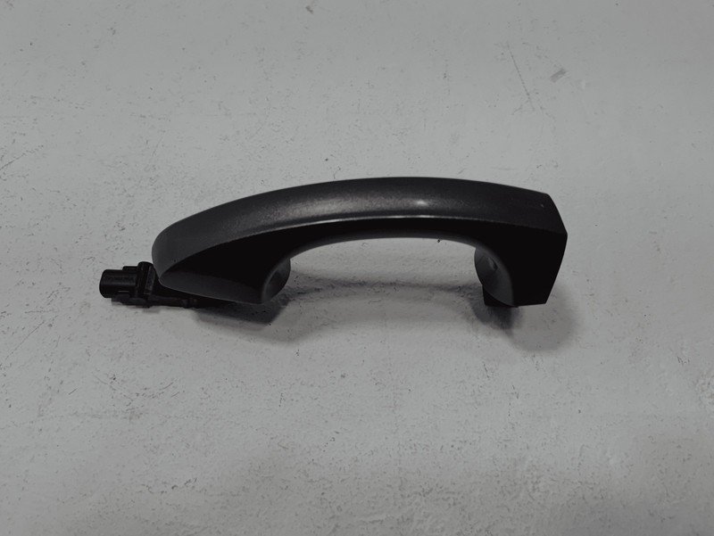 2018-2023 VOLKSWAGEN ATLAS FRONT OR REAR PASSENGER DOOR EXTERIOR HANDLE OEM