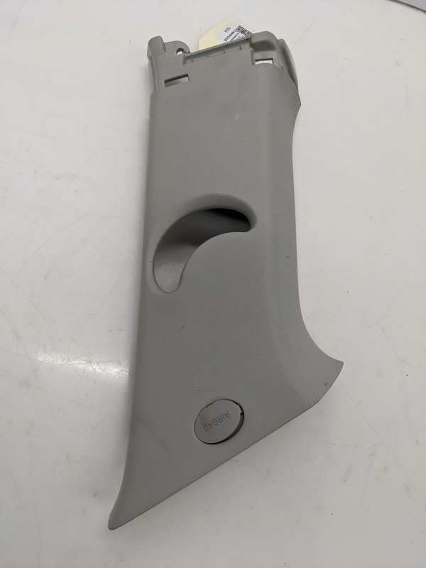 Left C Pillar Quarter Upper Trim Cover 2016 Kia Sorento 85850-C6000 2017-2020