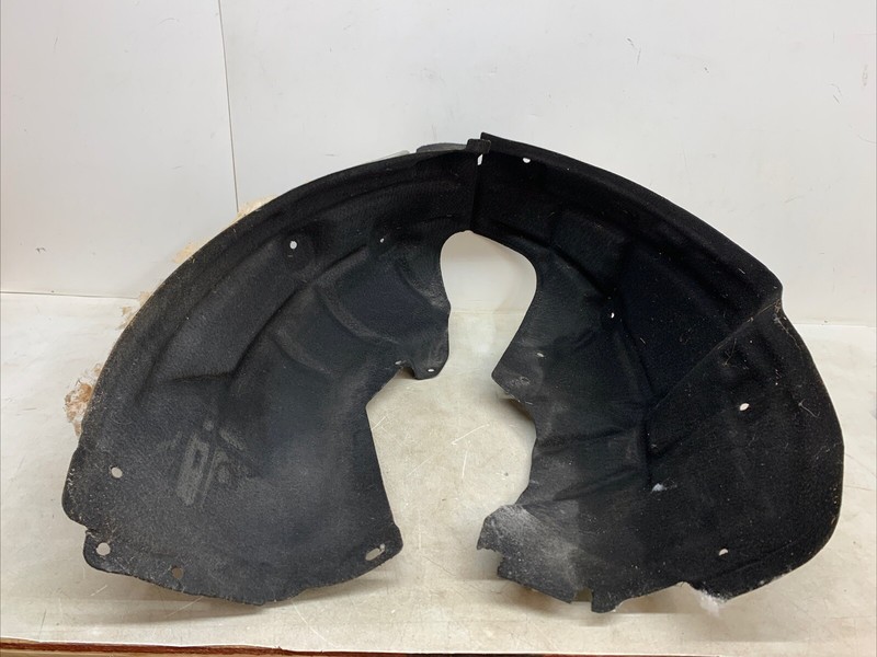 π21-23 Tesla X Rear Left Inner Quarter Wheel Well Liner 1585131-00-B 16156