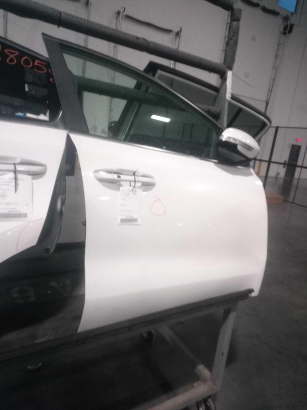 2018 KIA SPORTAGE Right Front Door White OEM Used 631130 89000 Miles