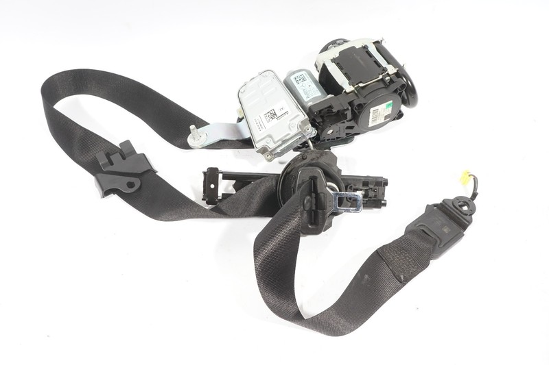 2010 - 2013 MERCEDES BENZ E350 4MATIC FRONT RIGHT PASSENGER SIDE SEAT BELT OEM