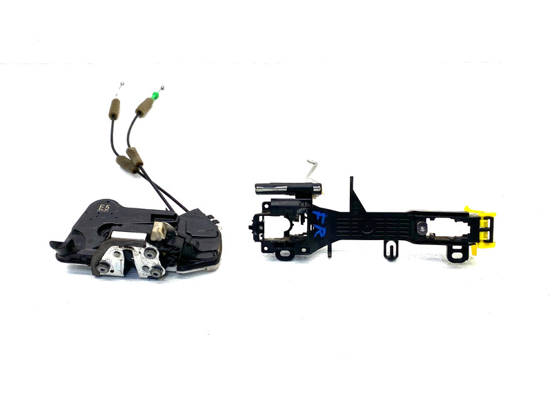 14-16 LEXUS IS250 IS350 FRONT RIGHT DOOR LOCK LATCH ACTUATOR & BASE OEM A0.45