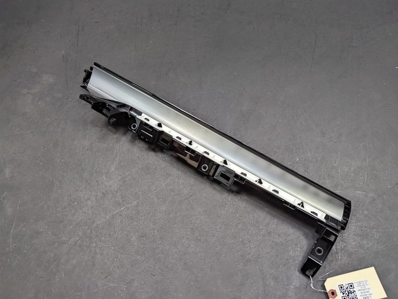 Dash Right Trim Molding 2021 Lincoln Nautilus MA1B-R044K54-SE 2019 2020 2022