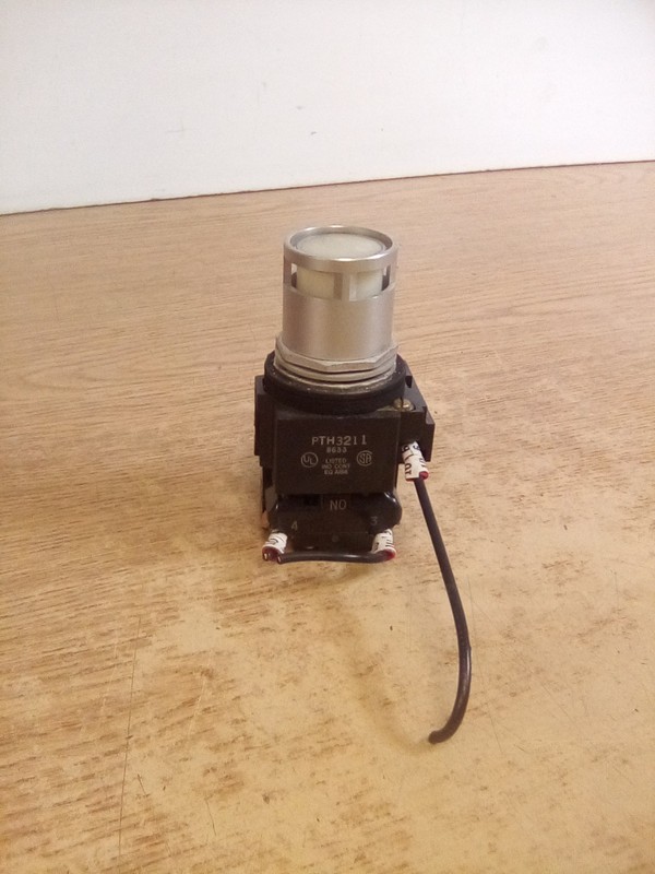 Honeywell Micro Switch PTH3211 White Pushbutton W/ PTCB