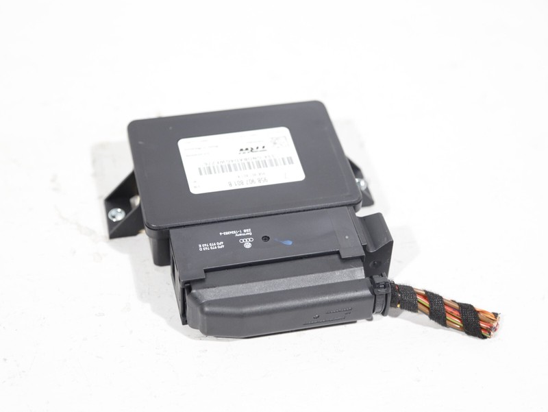 OEM 2015 - 2018 PORSCHE MACAN S PARKING BRAKE COMPUTER CONTROL MODULE UNIT