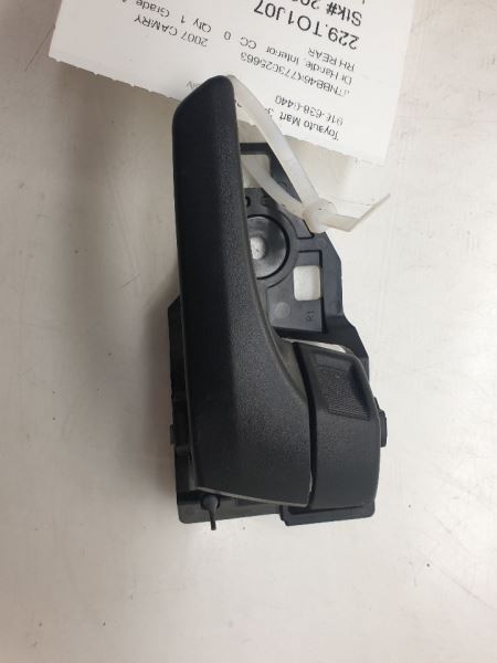 2007 TOYOTA CAMRY PASSENGER SIDE REAR INTERIOR DOOR HANDLE ASSEMBLY