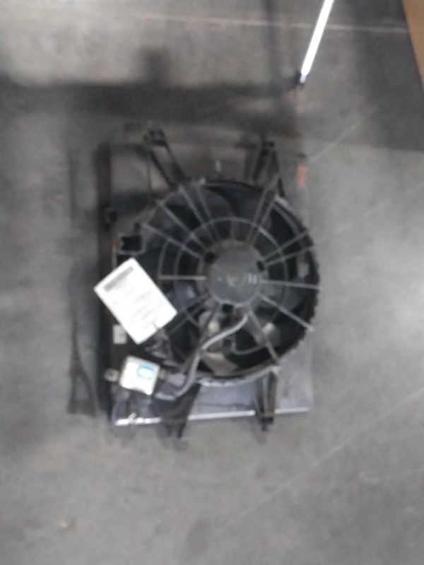 Used Engine Cooling Fan Motor fits: 2015 Hyundai Sonata Fan Assembly 2.4L VIN 7
