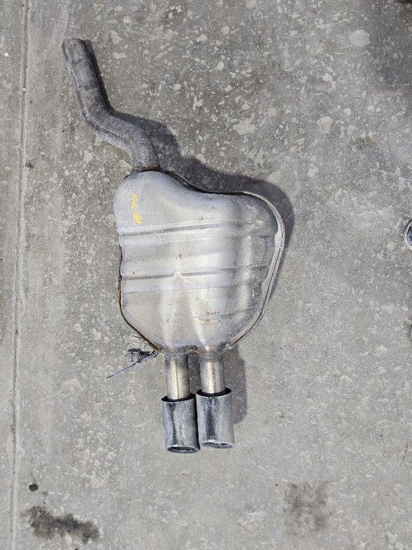 2014-2018 Volkswagen Jetta rear muffler tailpipes exhaust OEM 5C6253609AL