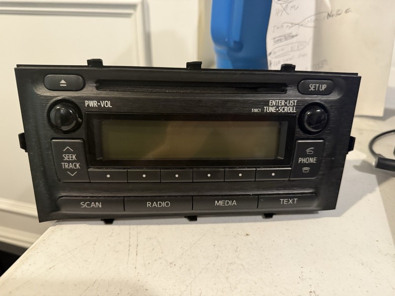 2012-2014 TOYOTA PRIUS C RADIO DISPLAY SCREEN86120-52D10 OEM