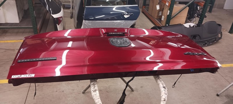 19-'24 RAM 1500 New Style conventional tailgate w/camera Red OEM Grade A!