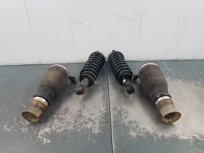 2010 Grand Marquis / Crown Vic Victoria Front Struts / Air Bag Springs #2643 S7