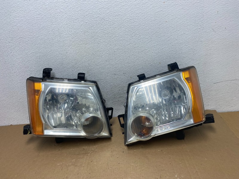 2005-2015 Nissan Xterra Driver Left+Right Side Set Headlights OEM AD7934 DW