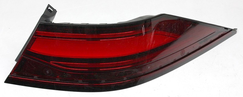 OEM Rear Right Passenger Side LED Tail Lamp For Genesis G90 92420-T4050