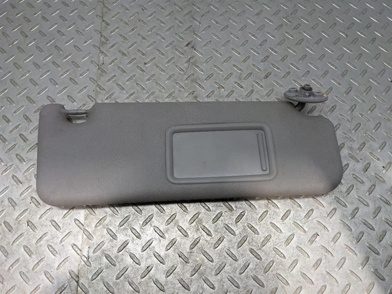 Passenger Sun Visor Primary Without Illumination Fits 03-04 4 RUNNER 1145702
