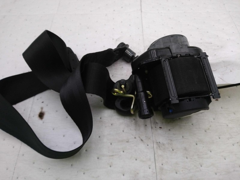 2016 Ford C-MAX OEM Used Gold Seat Belt Driver Side 83K Miles DM5Z58611B09AA