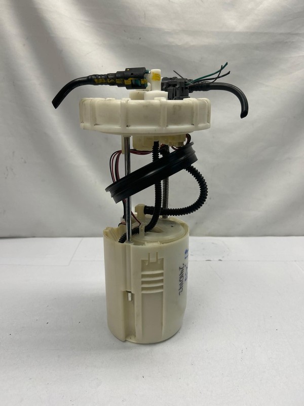 2014 2015 2016 Kia Soul fuel pump tank mount assy assembly