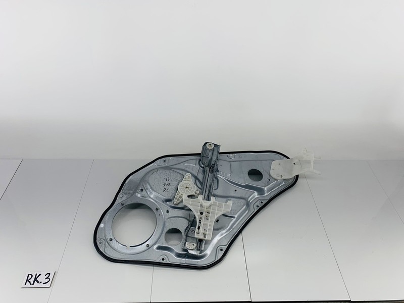 11-15 KIA SORENTO REAR LEFT SIDE DOOR WINDOW GLASS REGULATOR & CARRIER OEM