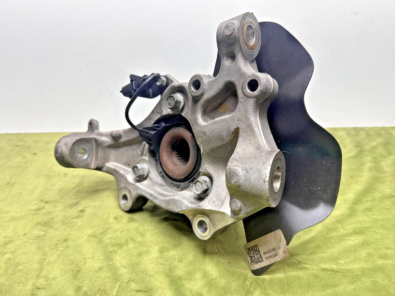 6-10 Saturn Sky Pontiac Solstice Front Left Spindle Knuckle Wheel Hub OEM 69K Mi