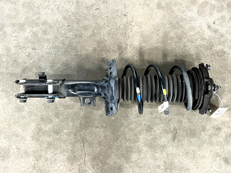 ⭐2021-2023 HYUNDAI ELANTRA 2.0L FWD FRONT RIGHT SHOCK STRUT ABSORBER OEM LOT2710