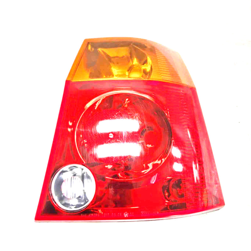 2006 Pacifica RH Passenger Tail Light Assembly Light Scratches OEM 5103330AB