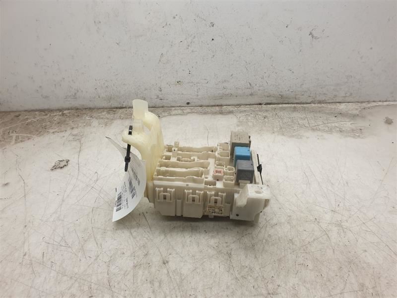 05 SCION TC 2.4L CABIN FUSE BOX 2AZFE R134A