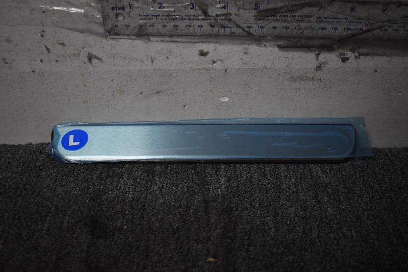 2015-2018 INFINITI QX60 BASE KICK PLATE REAR LEFT SIDE FACTORY OEM