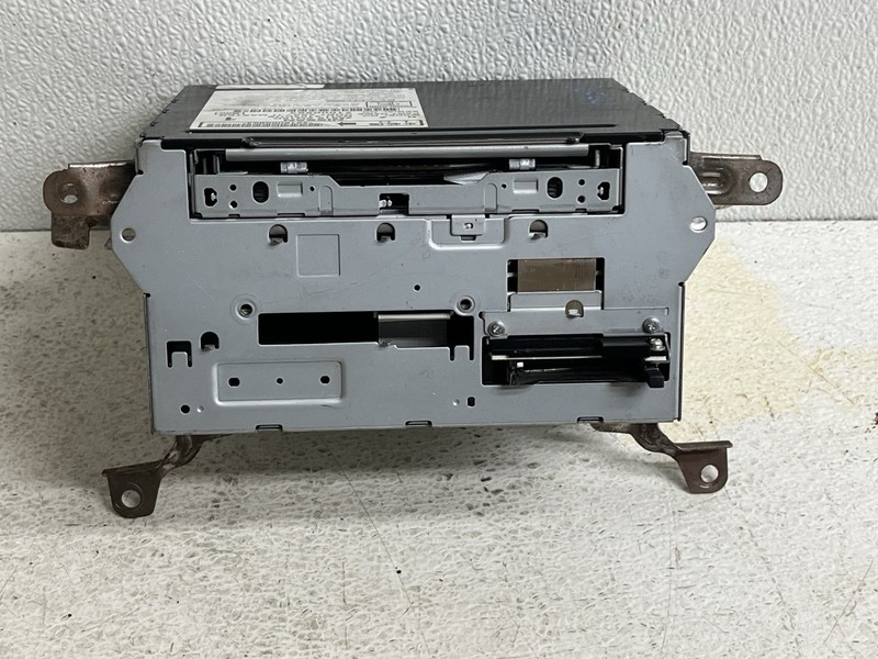 2008 Infiniti QX56 Radio Stereo 6 Disc CD Changer Bose 25915 ZQ10D