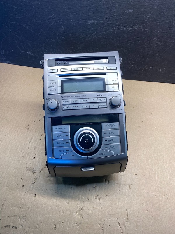 2007 to 2012 Hyundai Veracruz Auto Climate Temp Control Radio Bezel OE ac8936 DG
