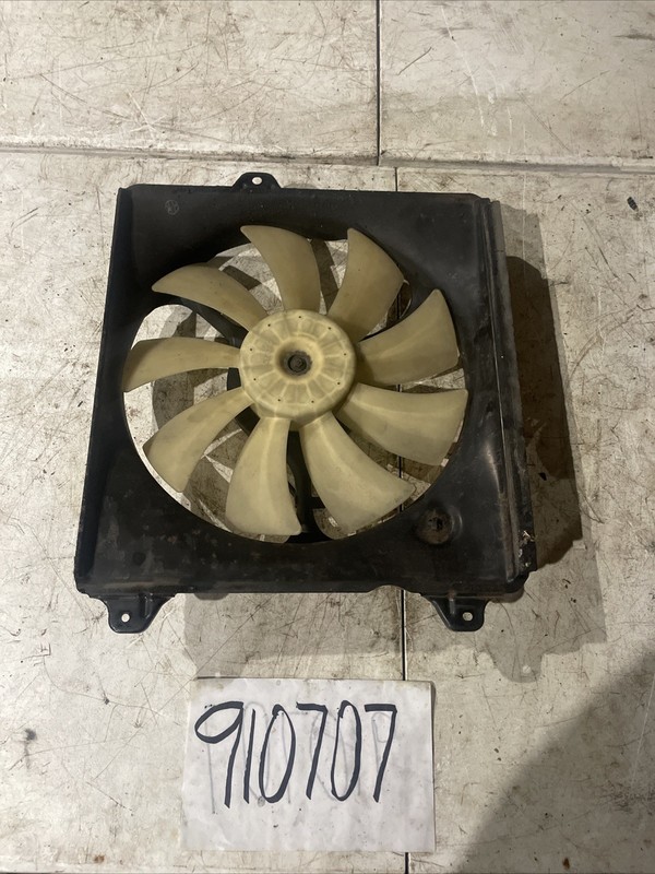 1999-01 Lexus Toyota Camry, Right Radiator Fan 3.0L V6 1MZFE FWD 16711-20060